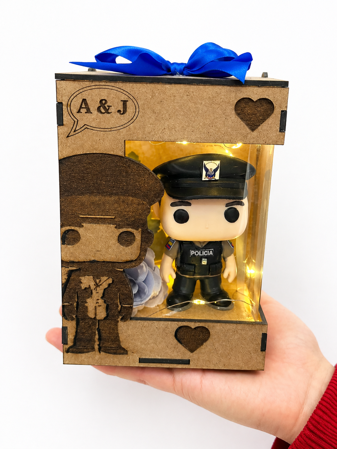 Funko de 10cm + caja de mdf